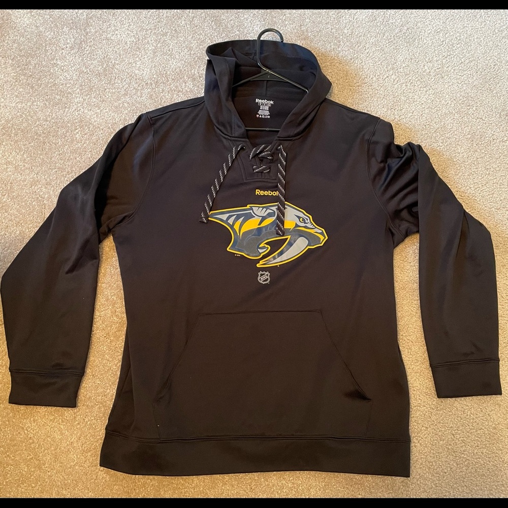 Black XL Nashville Predators Hoodie